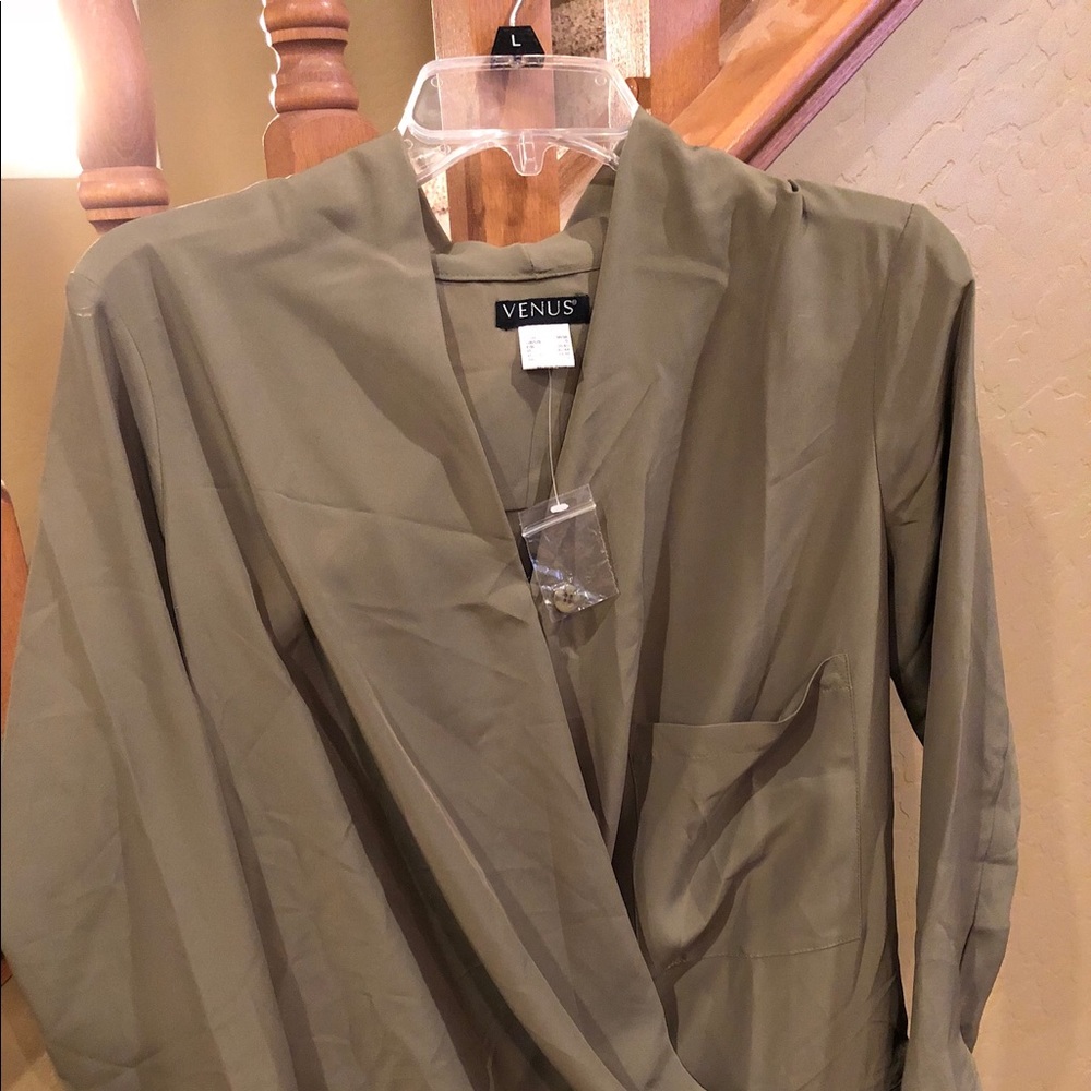 Lightweight long-sleeve v-neck blouse